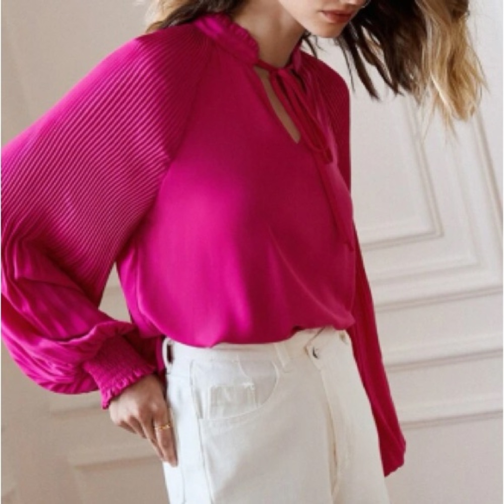 Luxe tie neck blouse - Picture 9 of 15